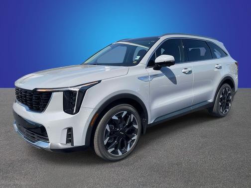 Gray 2024 Kia Sorento SX