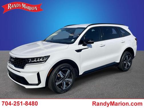 White Pearl 2022 Kia Sorento S