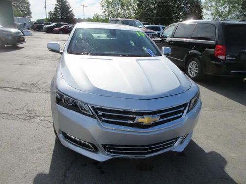 Silver Ice Metallic 2019 Chevrolet Impala 1LT
