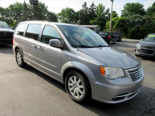 2015 Chrysler Town & Country Touring