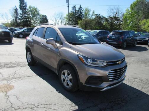 Brown 2018 Chevrolet Trax LT