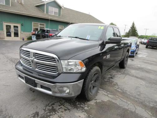 Black 2016 RAM 1500 SLT