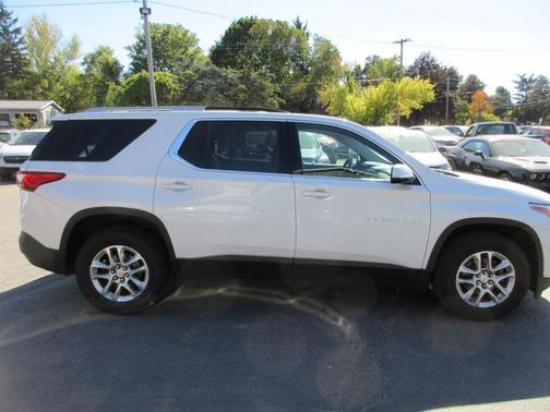 2018 Chevrolet Traverse LT Cloth