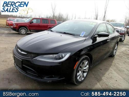 2016 Chrysler 200 S
