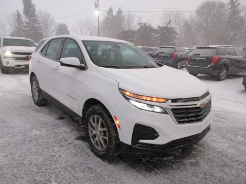 2023 Chevrolet Equinox LS