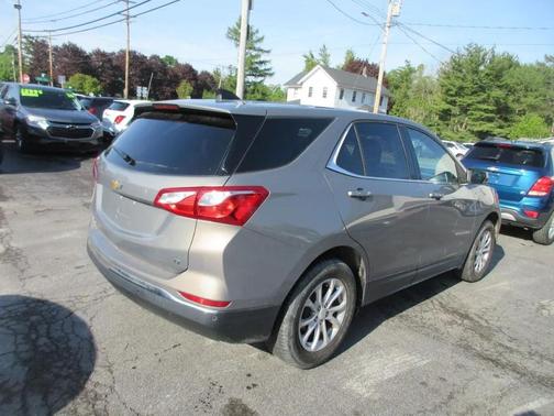 Tan 2018 Chevrolet Equinox LT