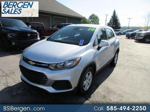 Silver Ice Metallic 2020 Chevrolet Trax LS