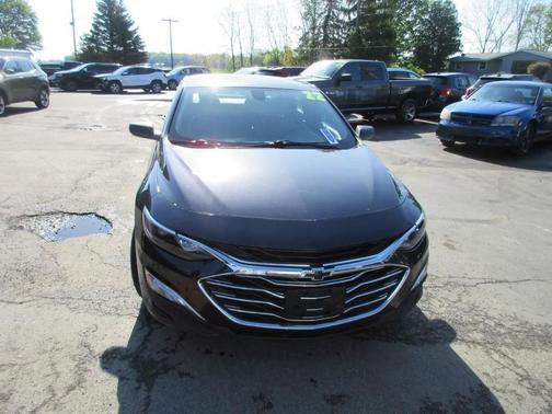 Dark Ash Metallic 2022 Chevrolet Malibu 1LS