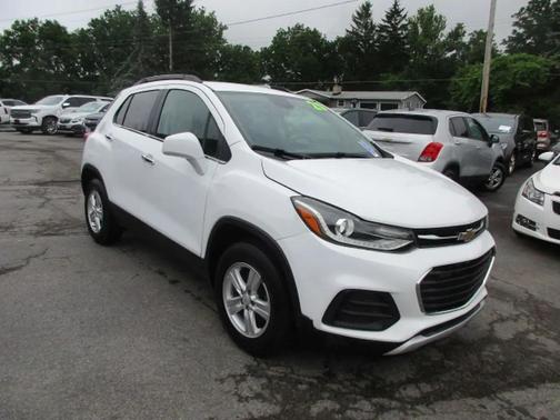 White 2020 Chevrolet Trax LT