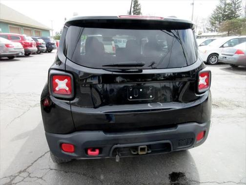 2016 Jeep Renegade Trailhawk