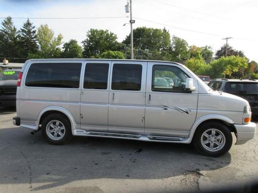 2011 GMC Savana 1500 LT