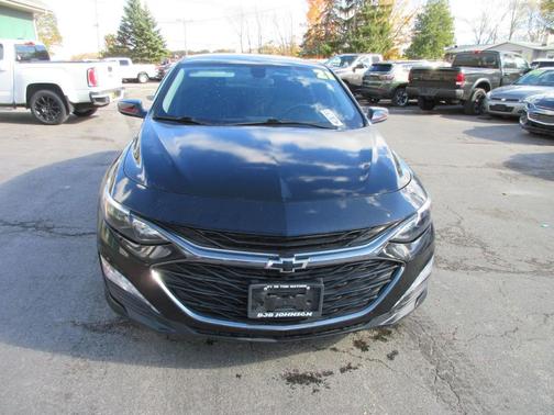 2021 Chevrolet Malibu FWD LT