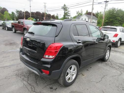 Black 2019 Chevrolet Trax LT
