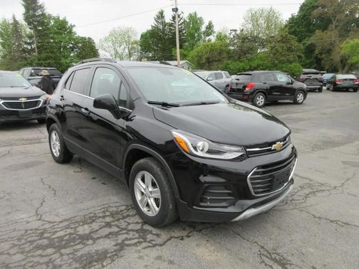 Black 2019 Chevrolet Trax LT