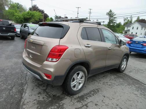 Brown 2018 Chevrolet Trax LT