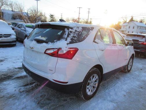 2020 Chevrolet Equinox LS