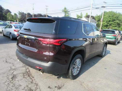 Maroon 2023 Chevrolet Traverse LT Cloth