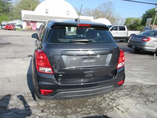 Nightfall Gray Metallic 2019 Chevrolet Trax LS