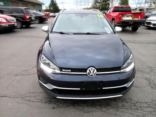 2018 Volkswagen Golf Alltrack TSI S