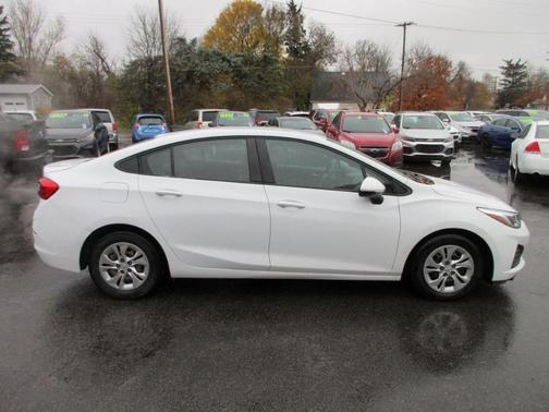 2019 Chevrolet Cruze LS