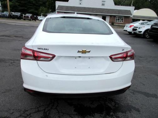 2021 Chevrolet Malibu FWD LT