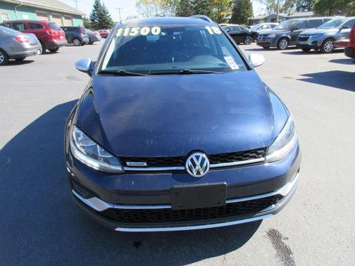 2018 Volkswagen Golf Alltrack TSI S