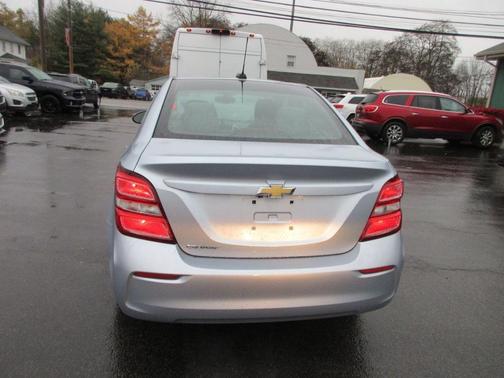 2017 Chevrolet Sonic LS