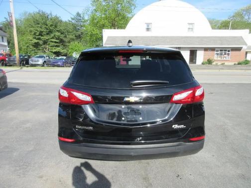 Mosaic Black Metallic 2020 Chevrolet Equinox LS