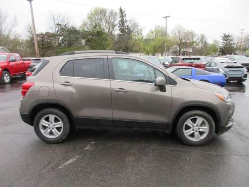 Gray 2020 Chevrolet Trax LT