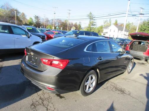 Nightfall Gray Metallic 2018 Chevrolet Malibu 1LS