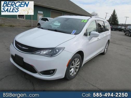 2018 Chrysler Pacifica Touring-L