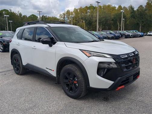 2025 Nissan Rogue Rock Creek