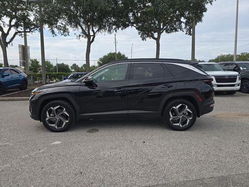 Black Pearl 2024 Hyundai TUCSON Hybrid Limited