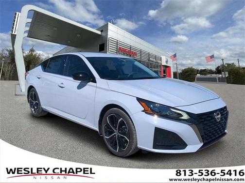 2025 Nissan Altima SR FWD