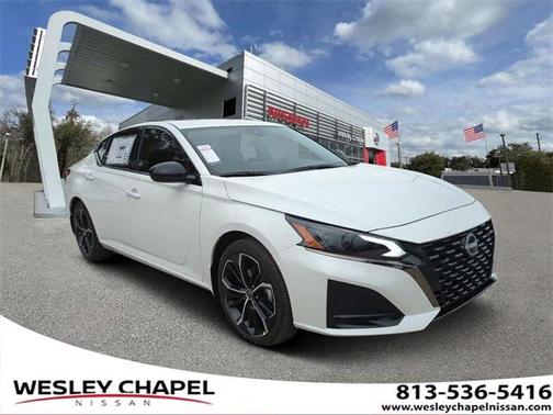 2025 Nissan Altima SR FWD
