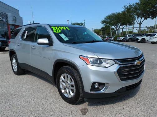 2021 Chevrolet Traverse LT Cloth