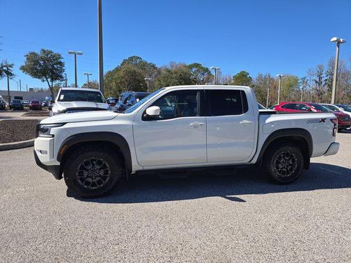 2023 Nissan Frontier PRO-X