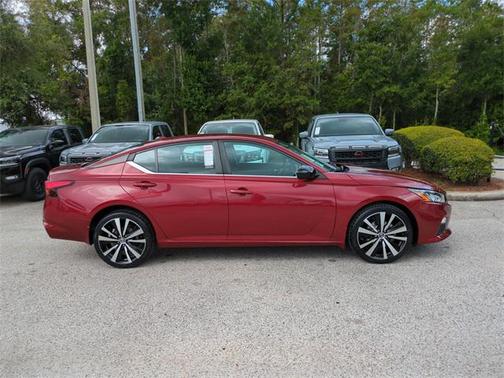 2021 Nissan Altima SR Intelligent AWD