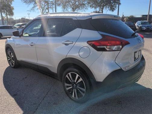 2020 Nissan Kicks SV