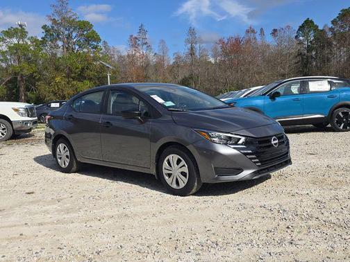 2025 Nissan Versa 1.6 S