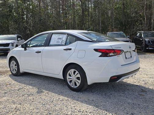 2025 Nissan Versa 1.6 S