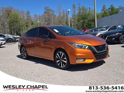 Monarch Orange Pearl Met 2021 Nissan Versa 1.6 S