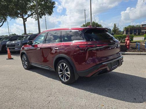 Deep Bordeaux 2023 INFINITI QX60 Luxe