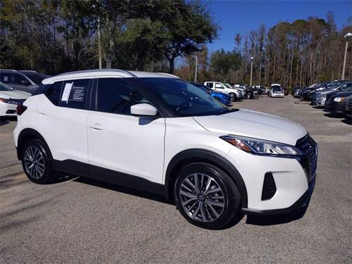 2021 Nissan Kicks SV
