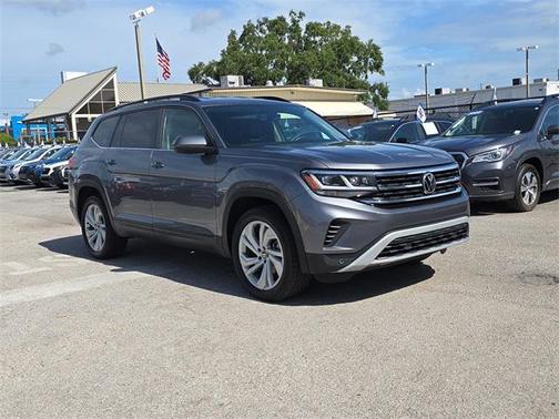 2022 Volkswagen Atlas 3.6L SE w/Technology