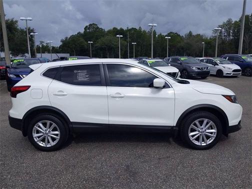 2018 Nissan Rogue Sport S