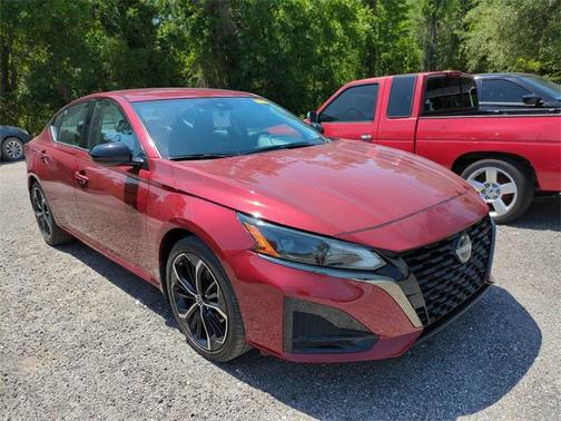 2024 Nissan Altima SR FWD