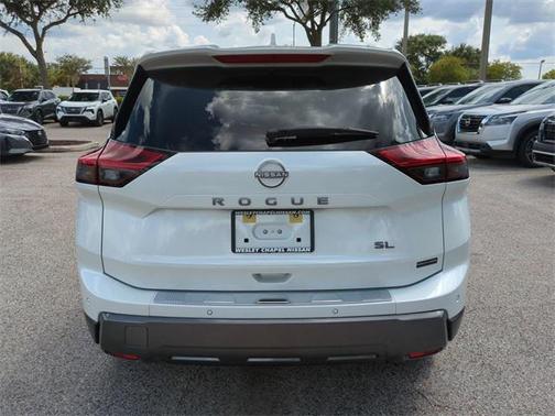 2024 Nissan Rogue SL