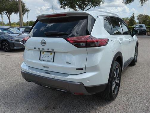2024 Nissan Rogue SL