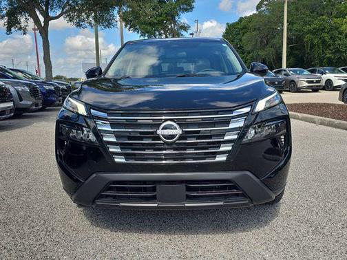 Super Black 2025 Nissan Rogue SV